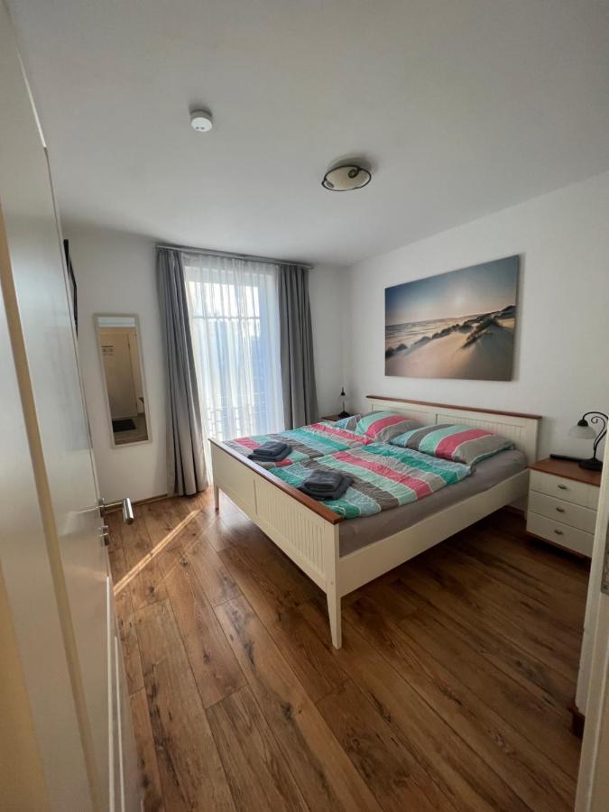Villa Lena - Wohnung Perlmutt Sellin  Екстериор снимка
